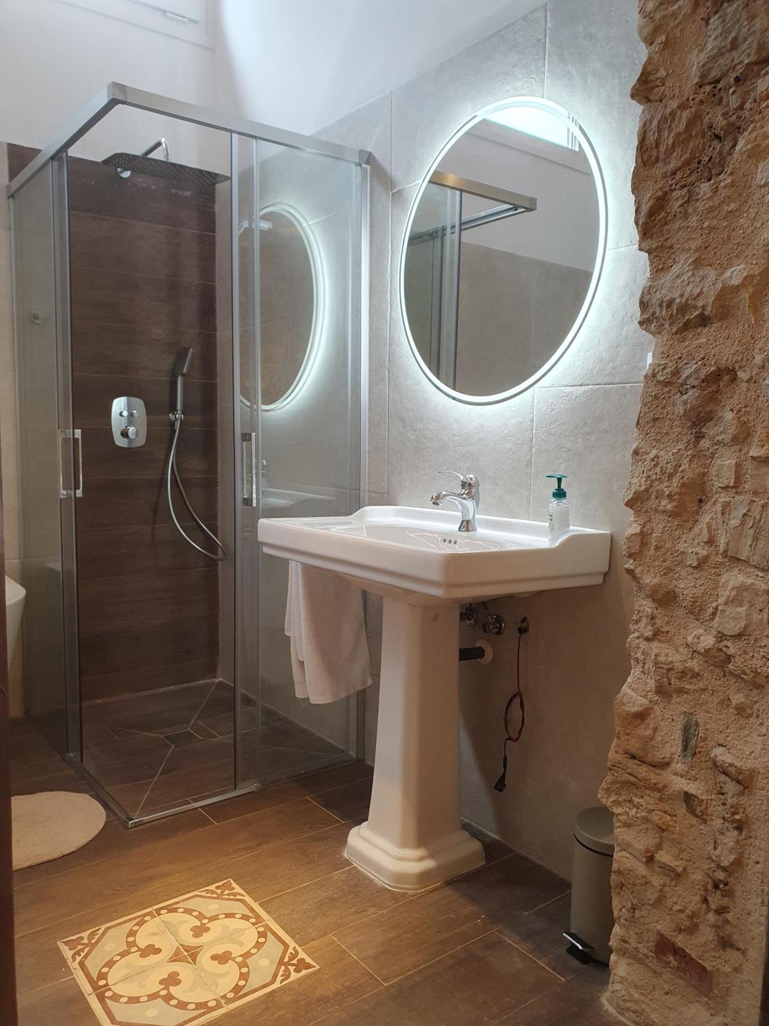 Casa Clotilde - Apartamento Elegante Y Comodo En Sant Joan De Les Abadesses Extérieur photo